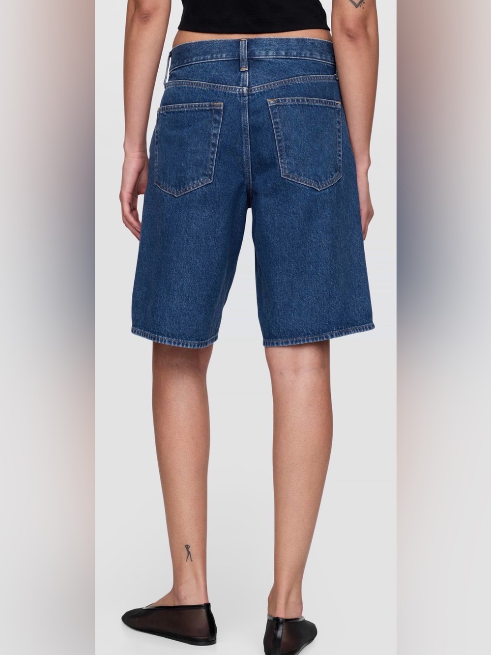 GAP 11" Mid Rise Longline Denim Shorts - Medium Indigo - Picture 4 of 10